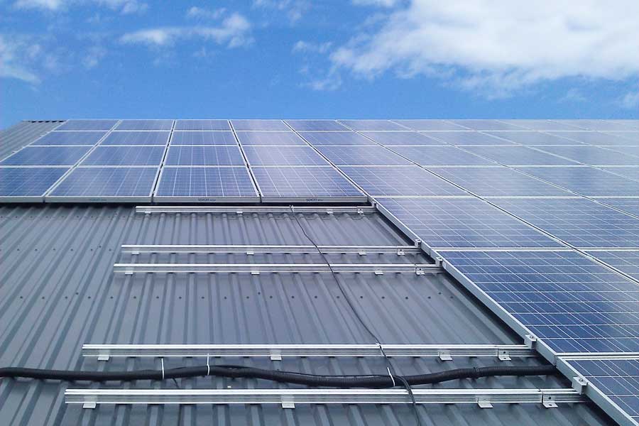 GH Gleithalter Schrägdach Trapezblech